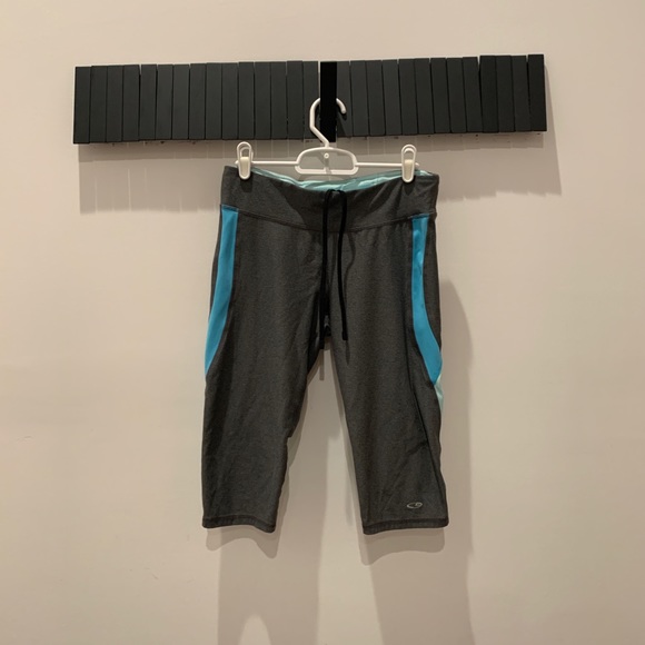 Champion Pants - 265. Champion Capri Leggings